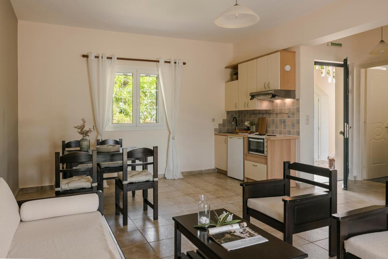 Theros Retreat Спартія Екстер'єр фото